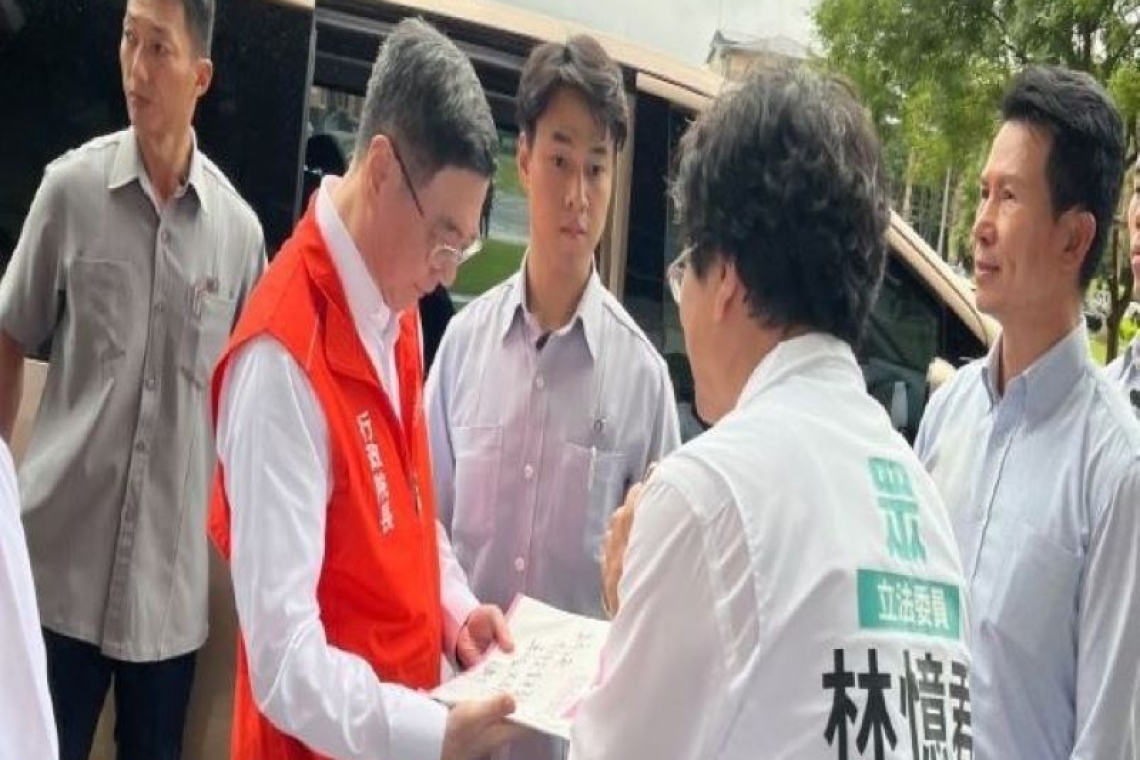 行政院長卓榮泰至花蓮勘災╱立委林憶君陳述及書面方式建議災後重建花蓮
