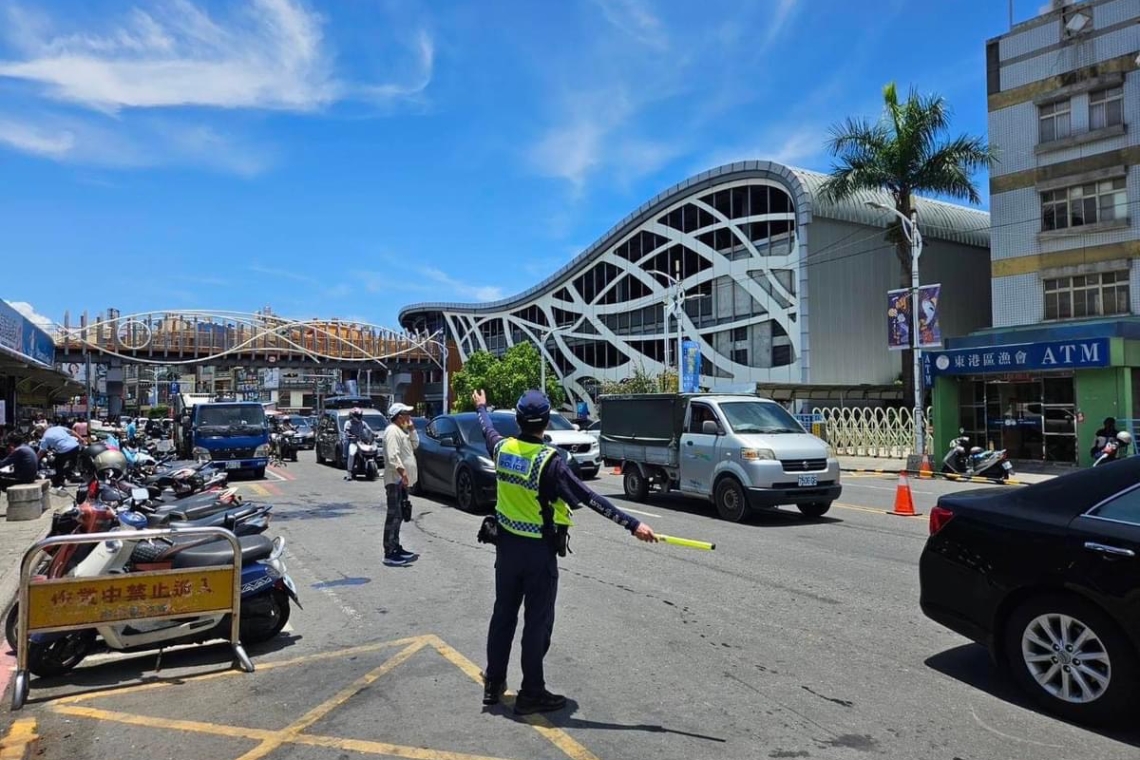 因應端午連假湧車潮，屏警全力疏導車流