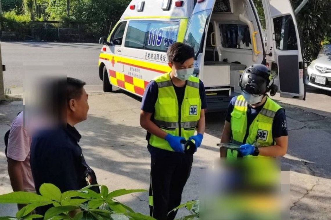 黃金救援╱警員與消防員攜手