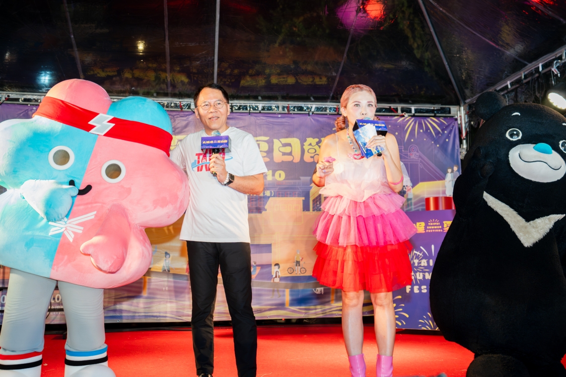2024大稻埕夏日節今登場！300秒主題煙火秀綻放臺北夜空 吸6.6萬人次共賞