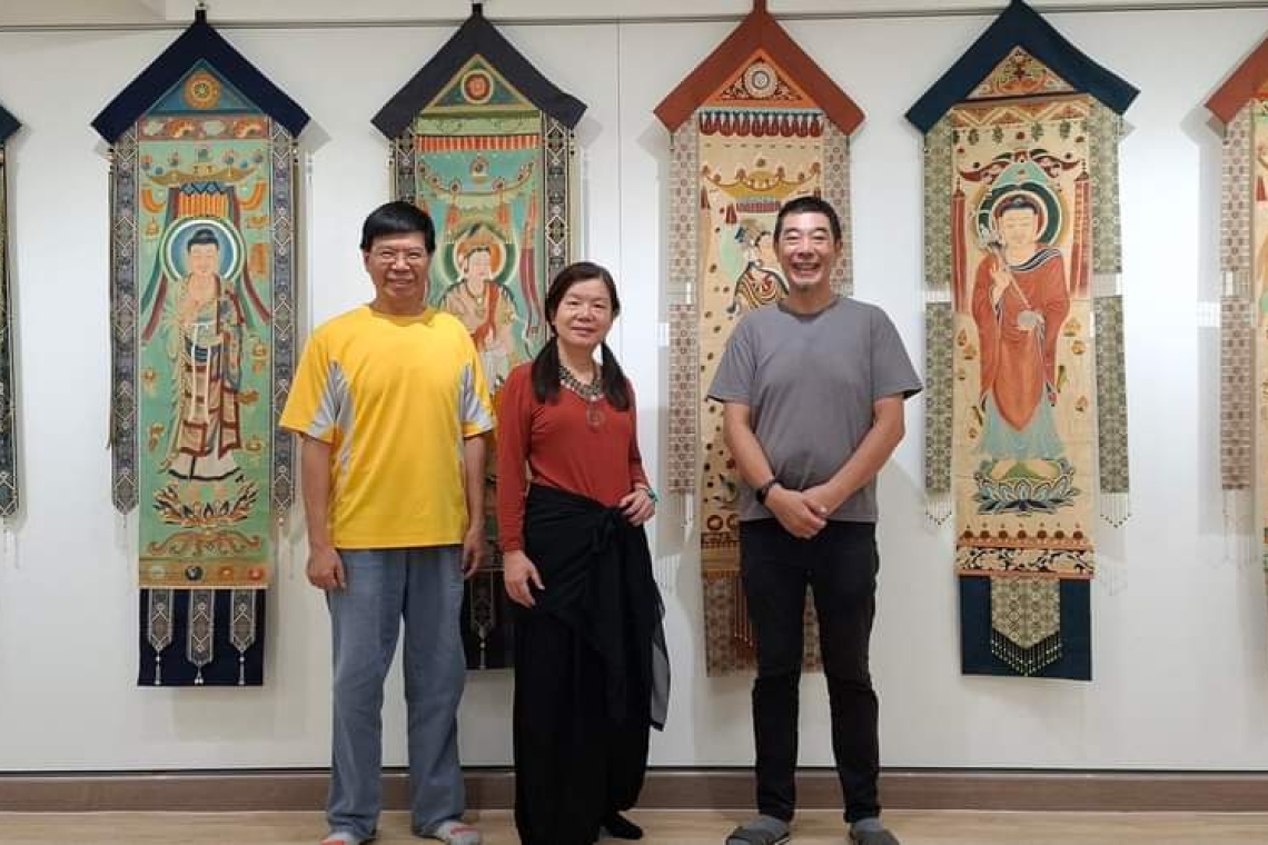 華梵大學〈佛教藝術系〉膠彩佛畫暨敦煌畫幡成