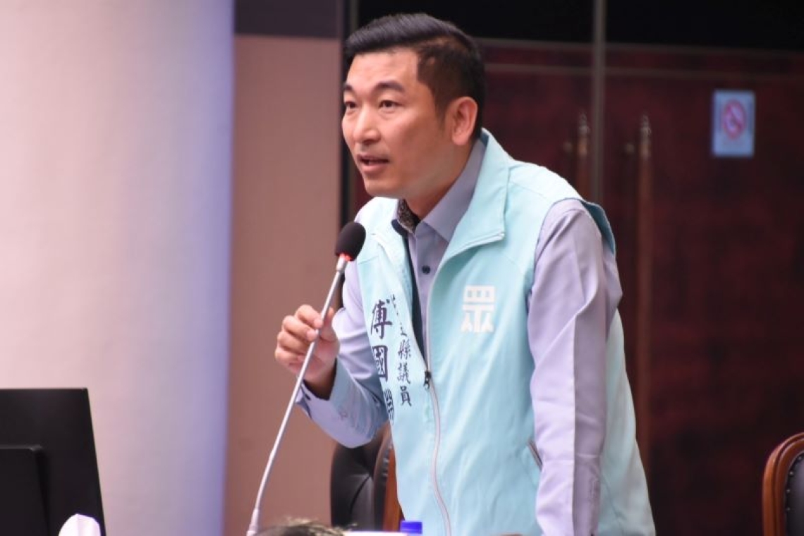 消化廚餘的的得力助手黑水虻／縣議員傅國淵力推開創新機