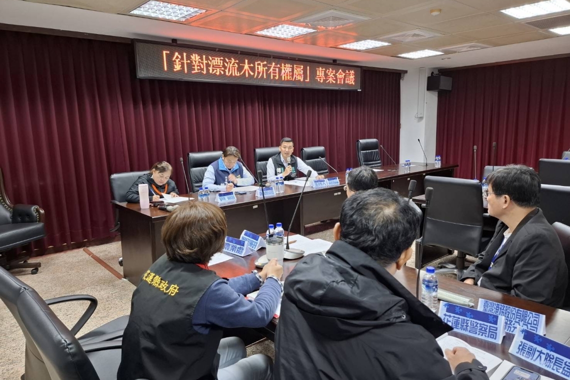 花蓮縣議員傅國淵籲盡速清理漂流木／恢復景觀市容