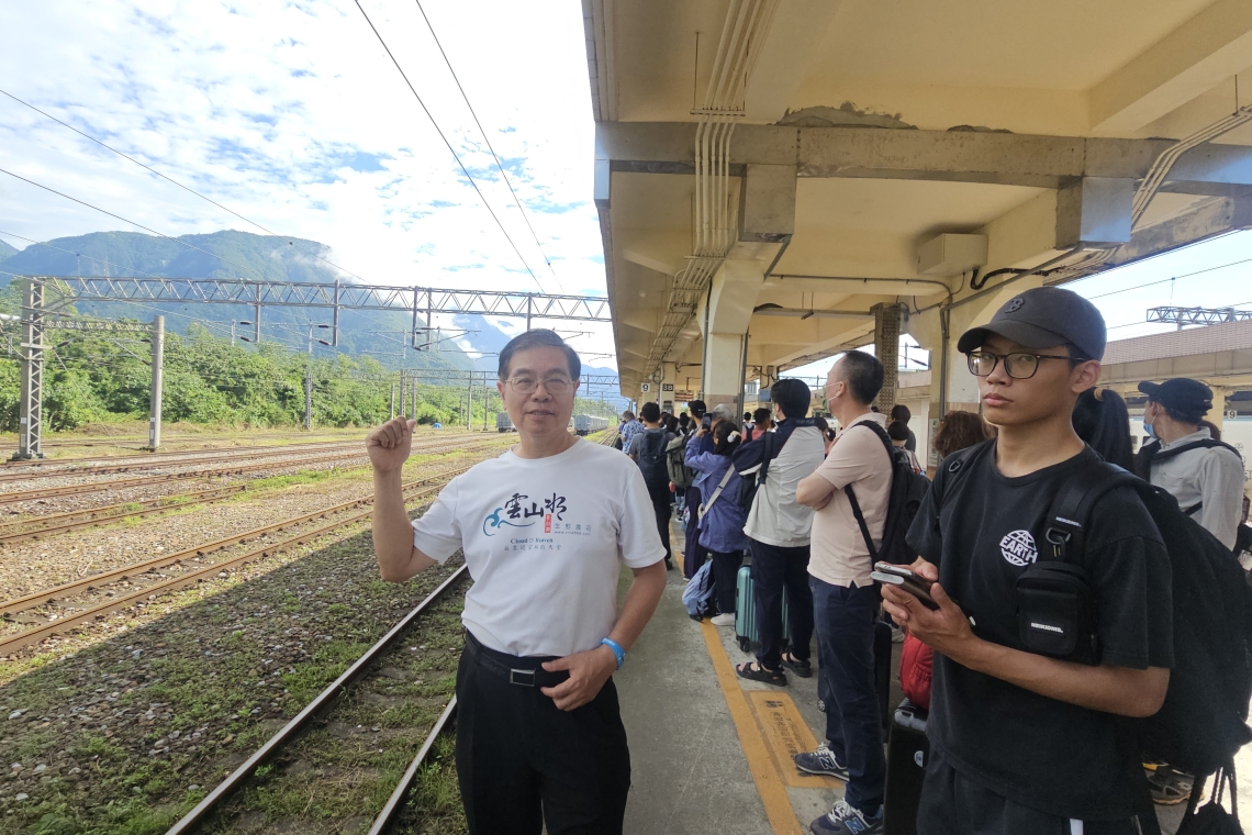 壽豐車站&amp;坐區間車～新城 坐接駁車到和平羅東～南港展覽館