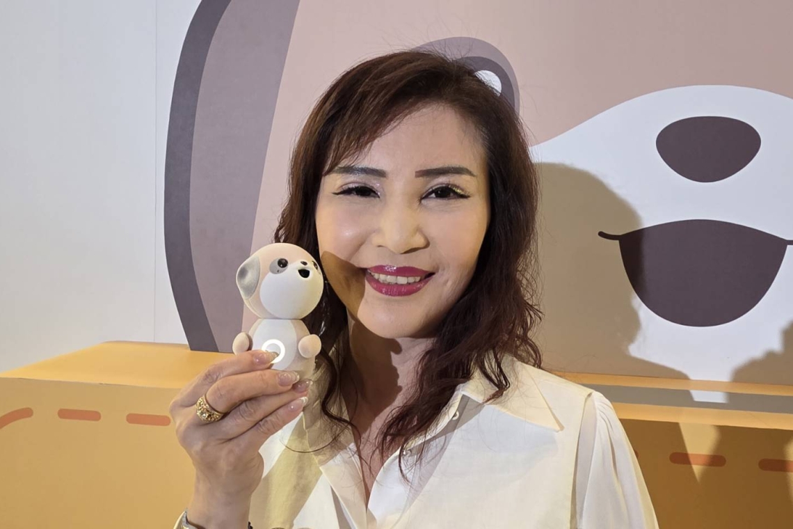 SHARP夏普推出治癒系AI智慧伴侶Poketomo，感性陪伴每日生活 Ai自動咖啡機
