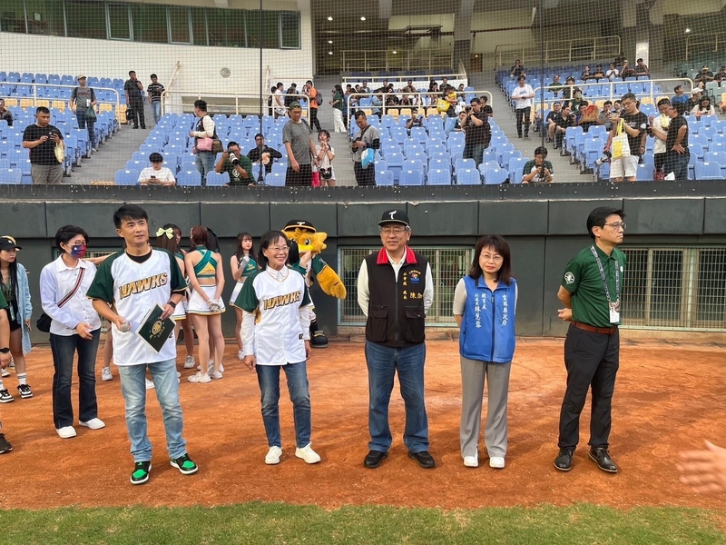 9a6dac2c-262f-4b3f-8829-f46e359206b2.jpg
